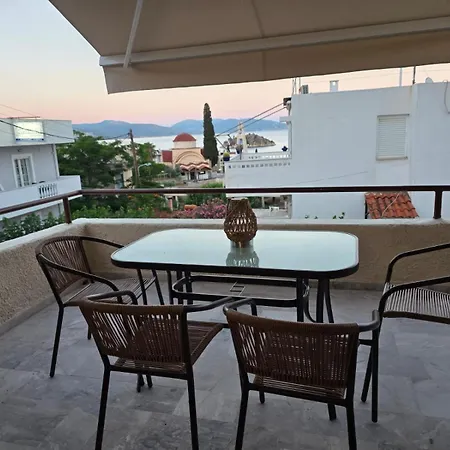 Sol Apartments-seaview-3min Walk To Beach-tolo *
