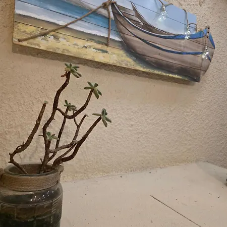 Sol Apartments-seaview-3min Walk To Beach-tolo