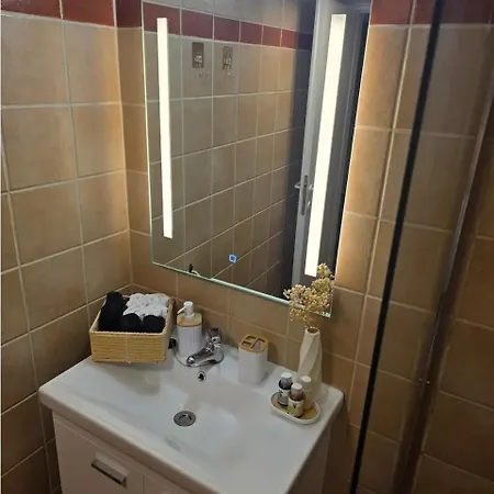 Апартаменты Sol Apartments-seaview-3min Walk To Beach-tolo Толон