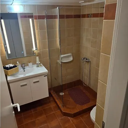 Апартаменты Sol Apartments-seaview-3min Walk To Beach-tolo *